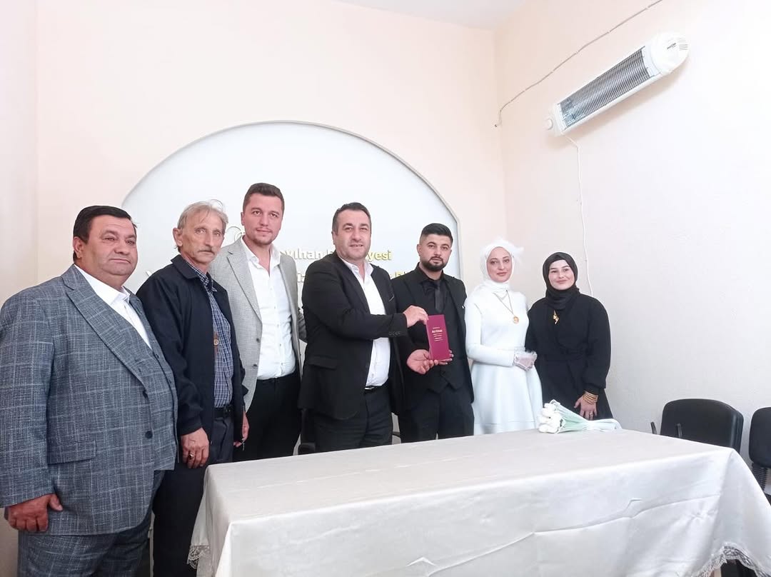 Kayıhan Belediye Başkanı Mustafa Demiray Nikah Törenine Katıldı