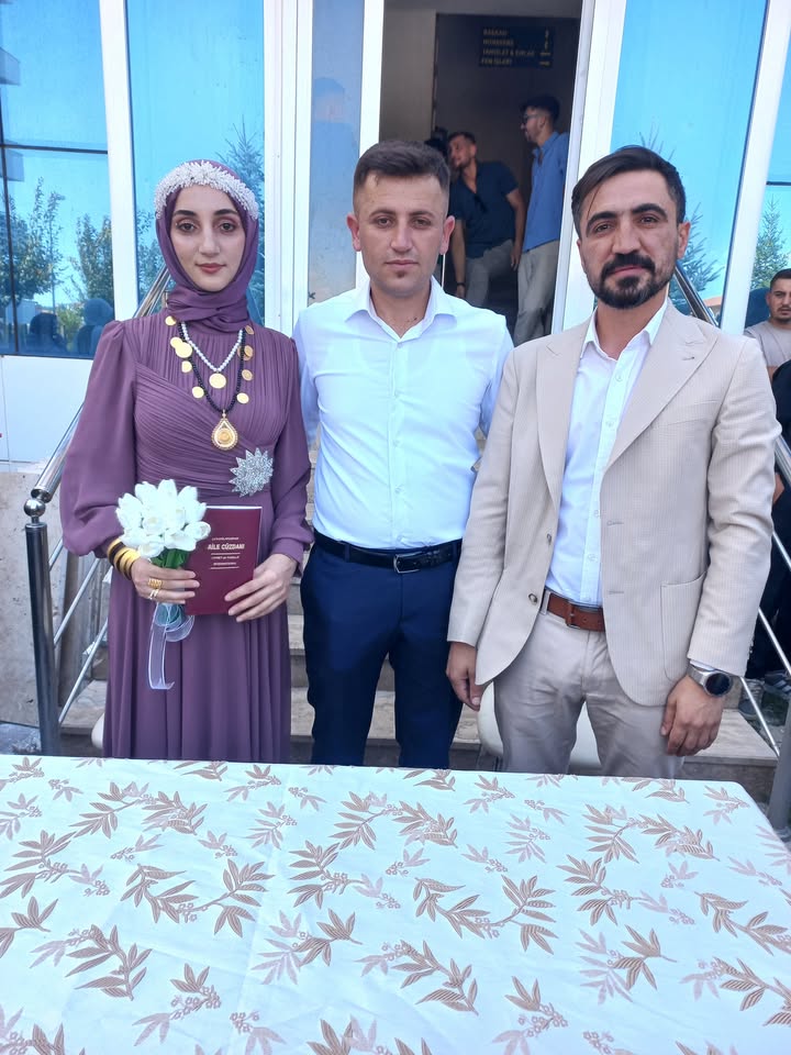 Elif ÖZDEMİR ile Muhammet Ali ULUSOY Çiftinin Nikah Merasimi