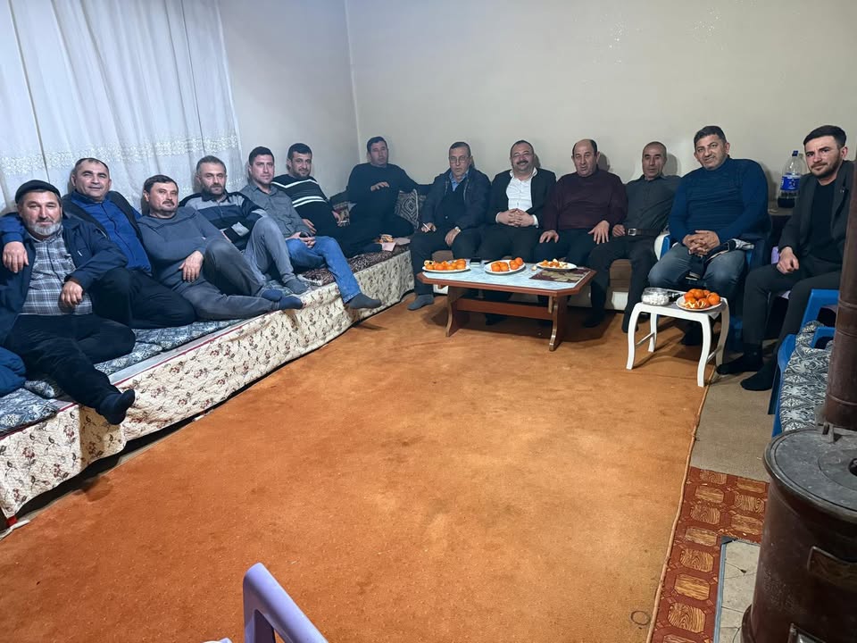 Milliyetçi Hareket Partisi İhsaniye İlçe Başkanlığı'nın Paylaştığı Fotoğraflar