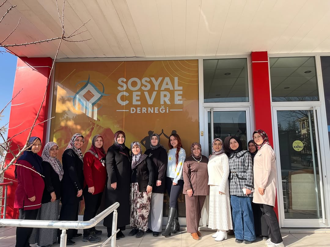 İhsaniye Belediye Başkanı Emine Gökçe Kadın Programına Katıldı