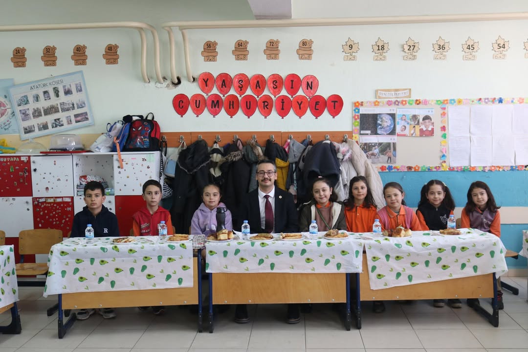 İhsaniye Kaymakamlığı'nın Karne Törenine Katılımı