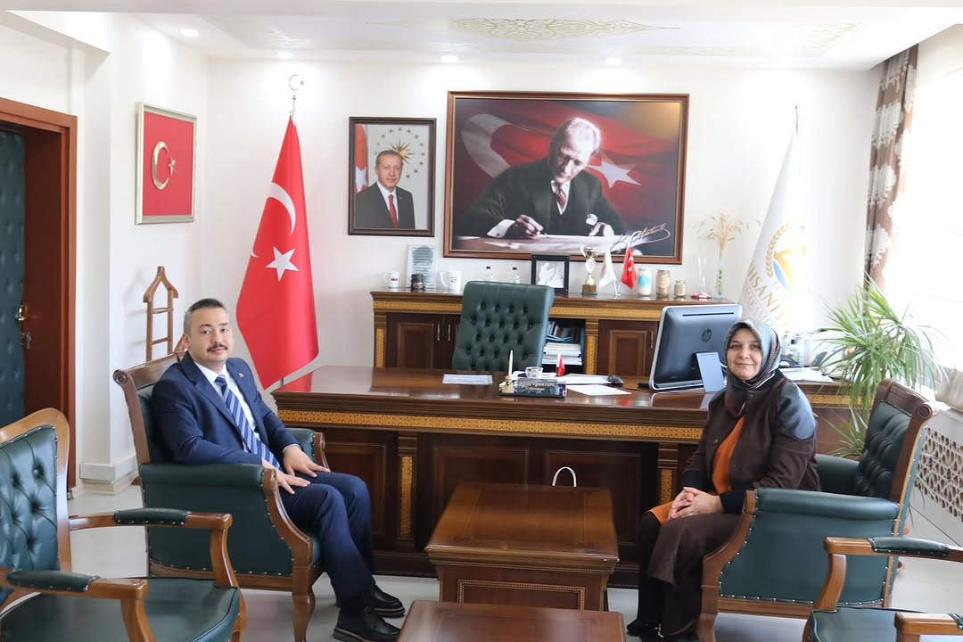 İhsaniye Belediye Başkanı Emine Gökçe, İlçe Kaymakamı Koray Yanıktepe'ye Hayırlı Olsun Ziyaretinde Bulundu