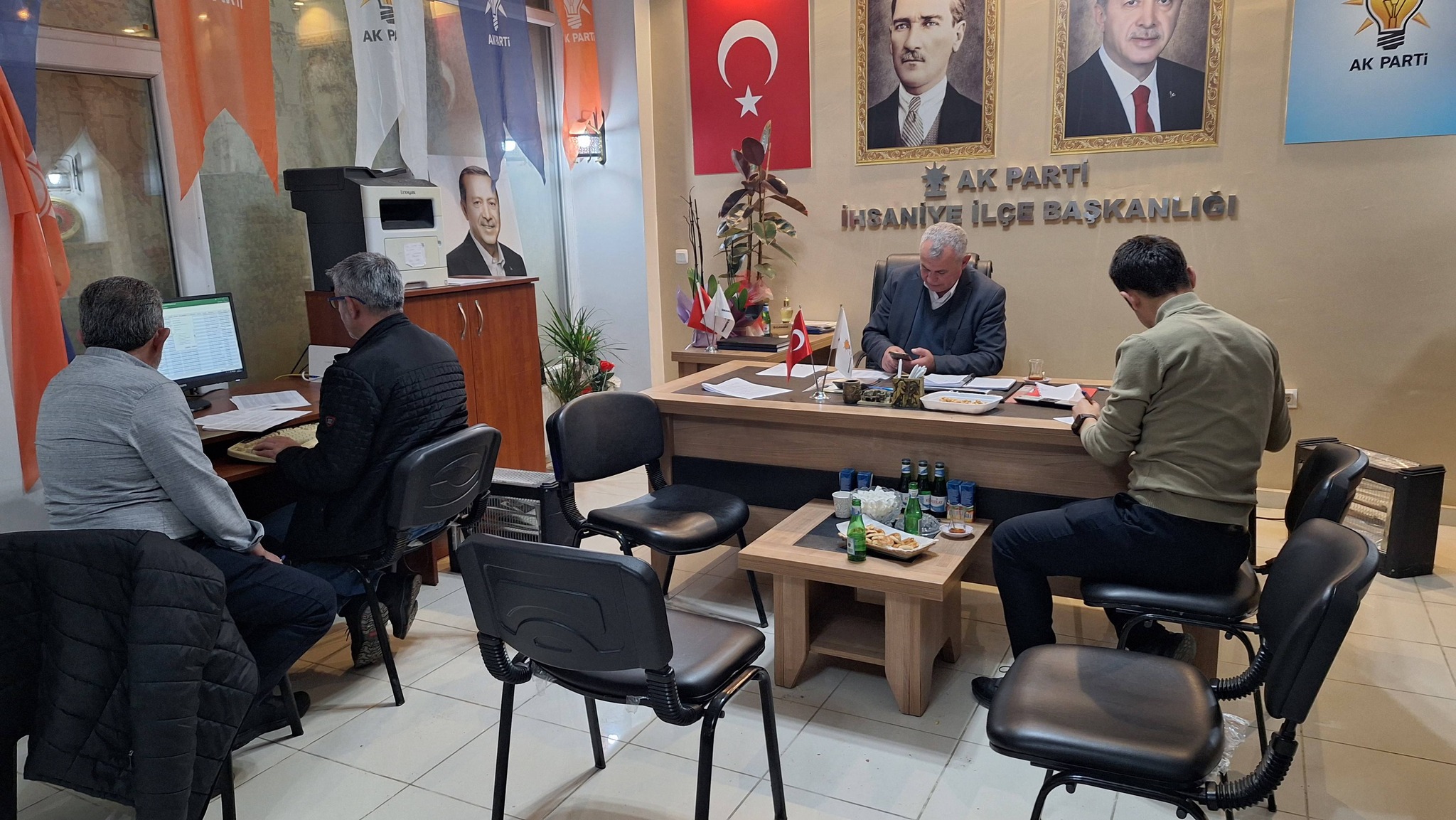 İhsaniye AK Parti Teşkilatından Yoğun Üye ve Mahalle Çalışması