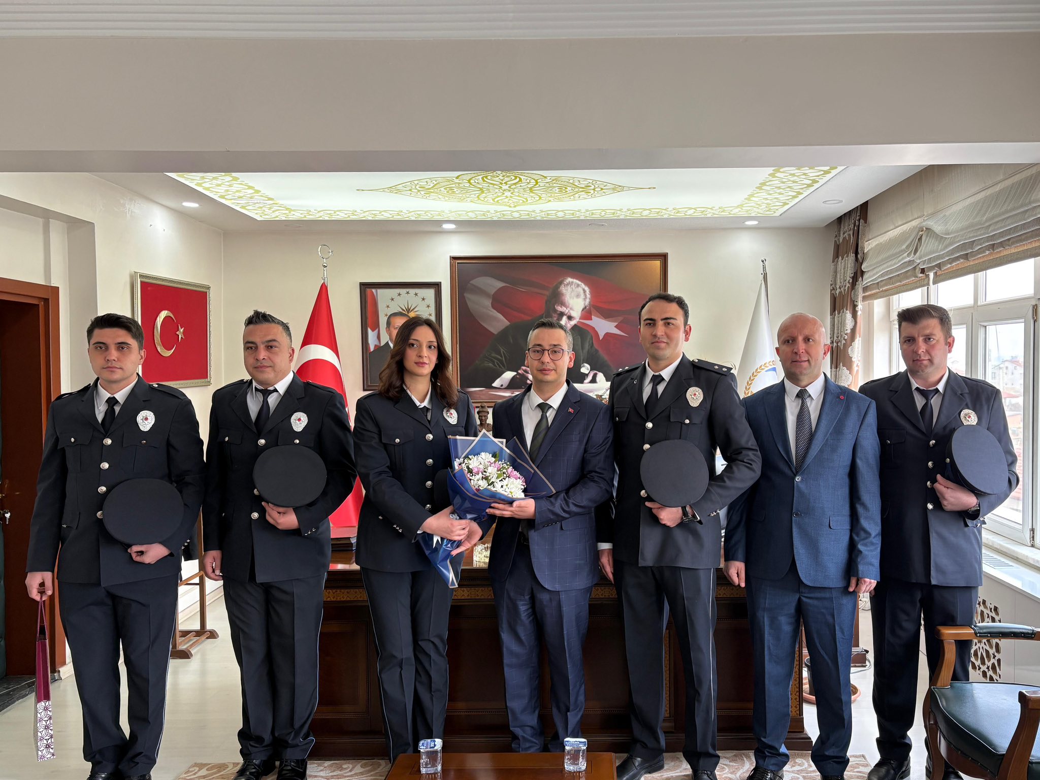 İhsaniye’de Polis Haftası Kapsamında Emniyet Teşkilatına Ziyaret