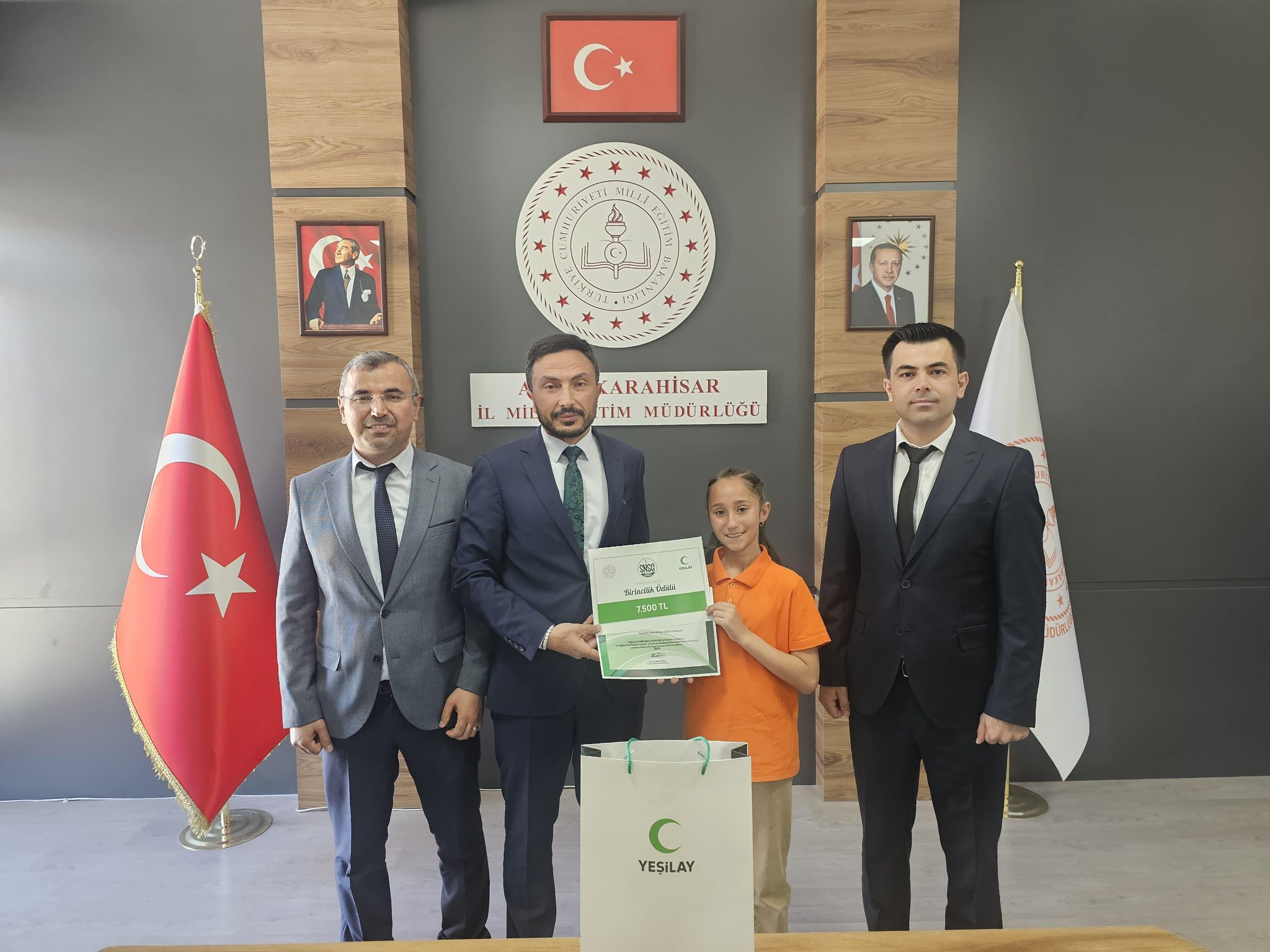 Buğlem Özkan Yeşilay Yarışmasında Afyonkarahisar Birincisi Oldu